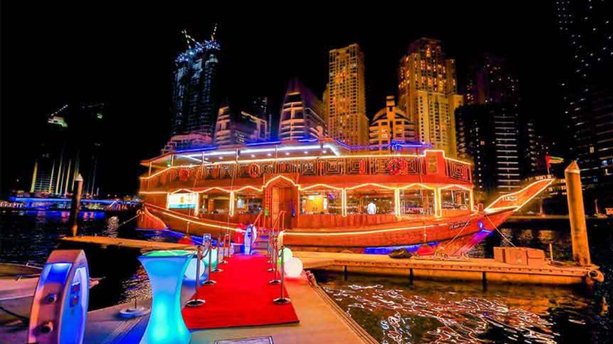 Dhow Dinner Cruise in Dubai