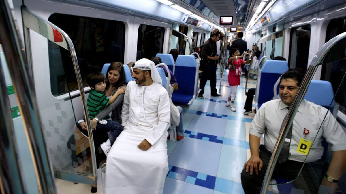  Take a Ride on the Dubai Metro