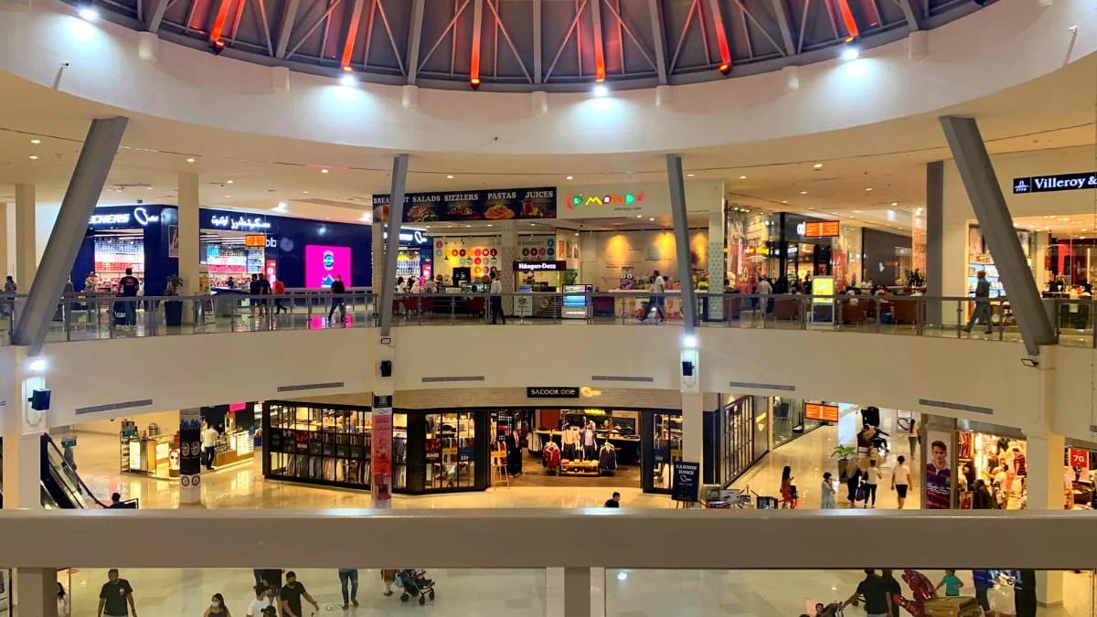 dubai outlet mall shops