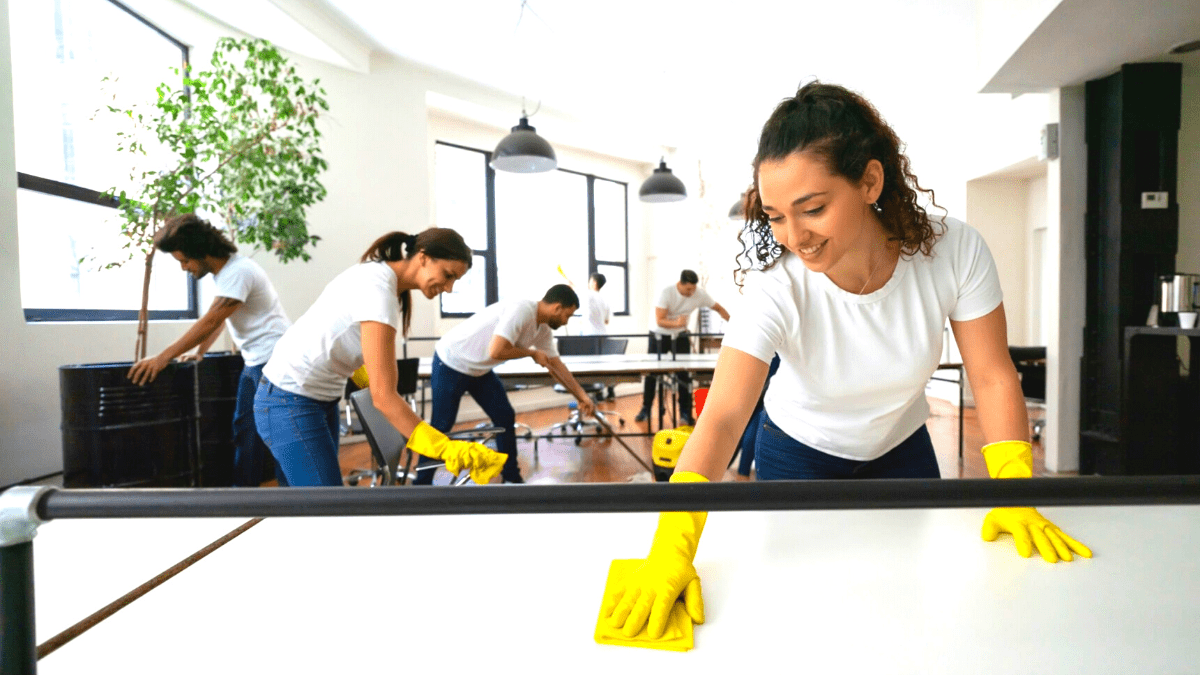 Professional cleaning company In Dubai