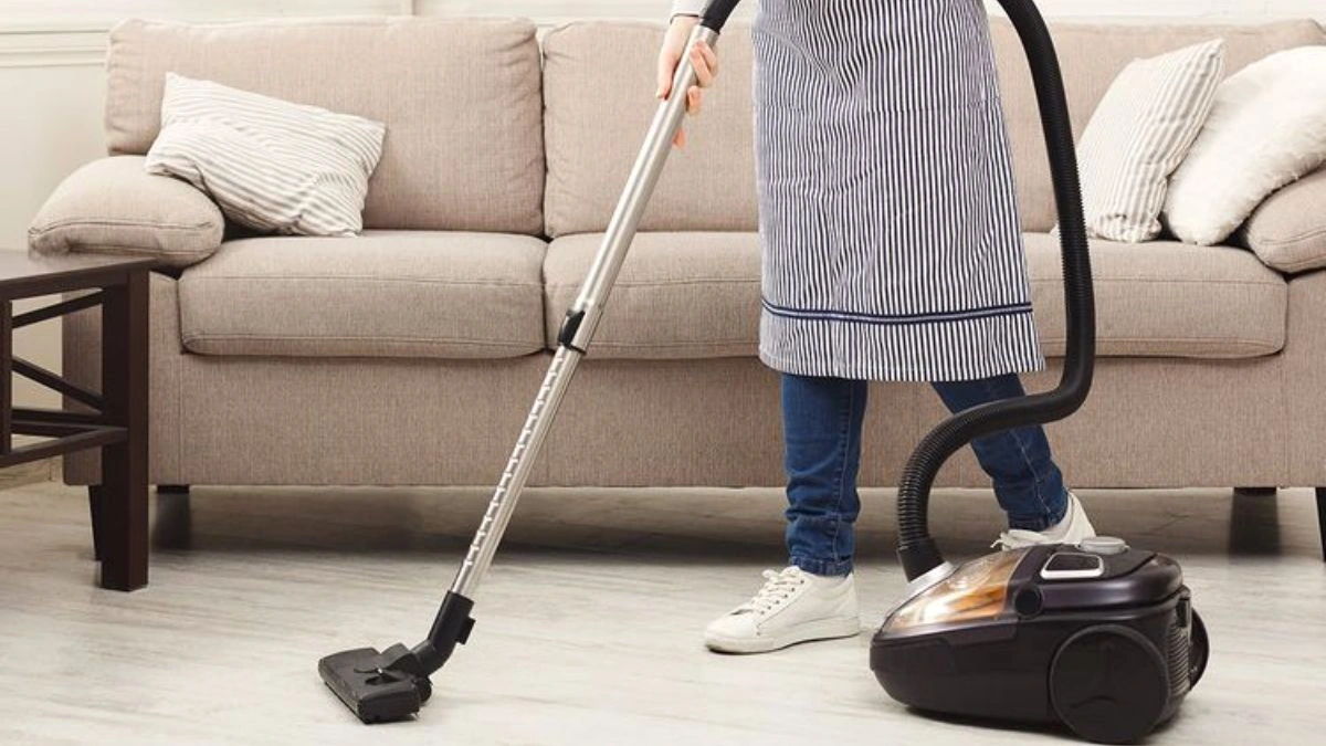 UAE Ministry Warns Against Hiring Maids From Unapproved Agencies, Social Media