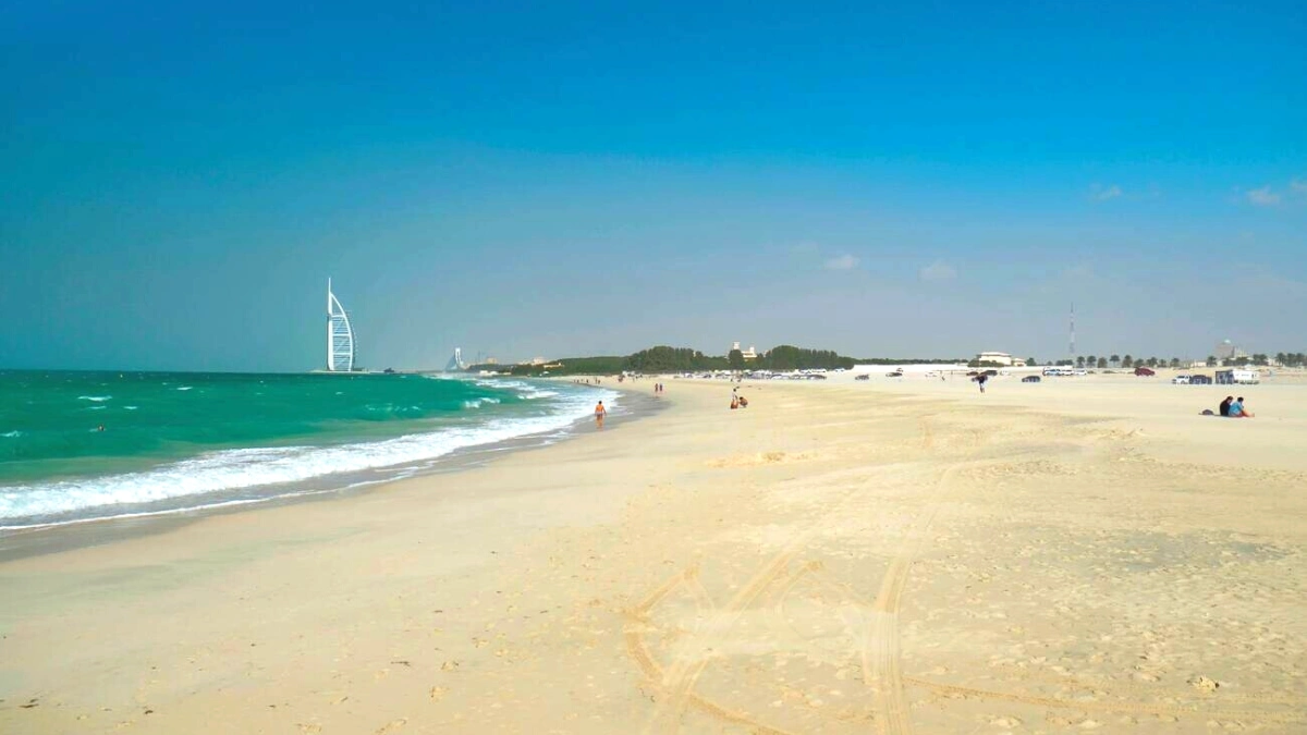 secret beach dubai location