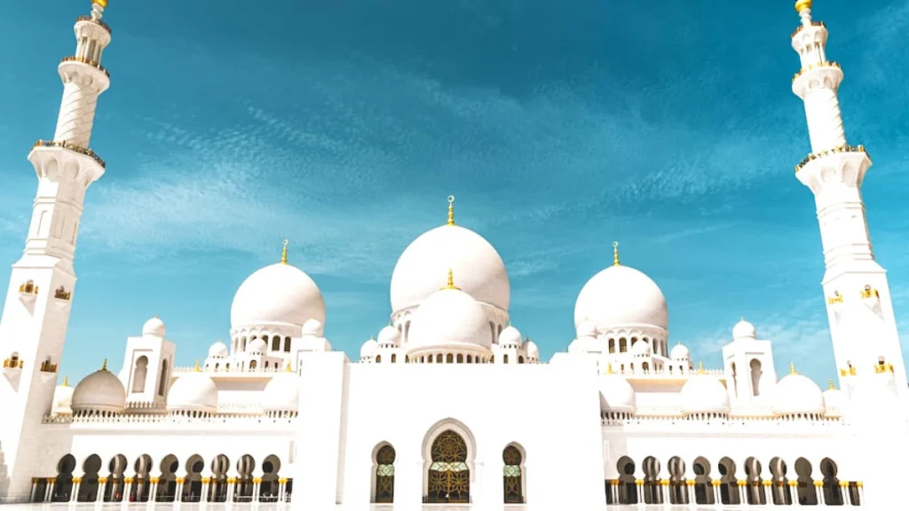 Dubai announces golden visas for imams, preachers, muezzins ahead of Eid Al-Fitr
