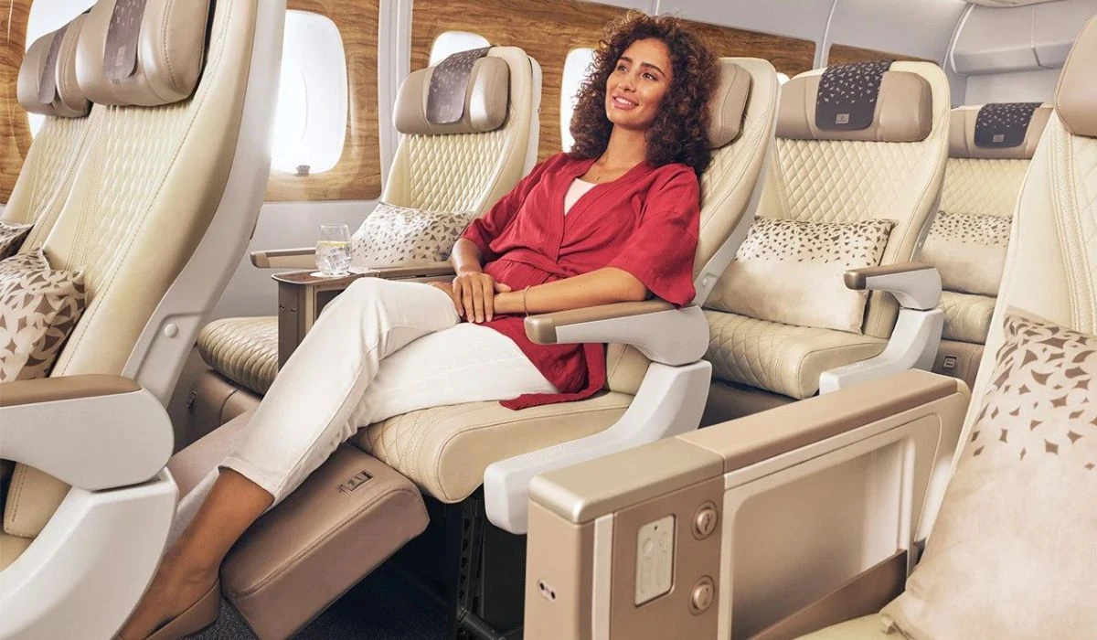  Emirates flight Legroom