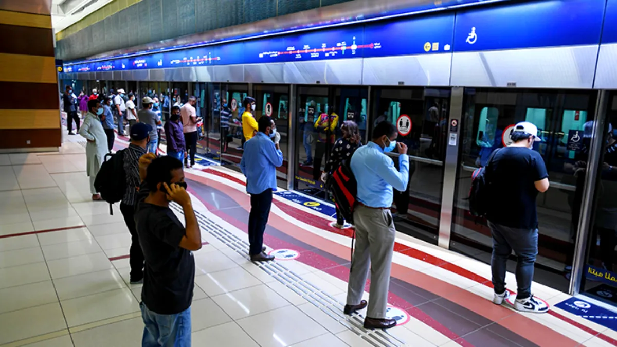 Dubai Metro service hit by technical issues, bus replacement offered