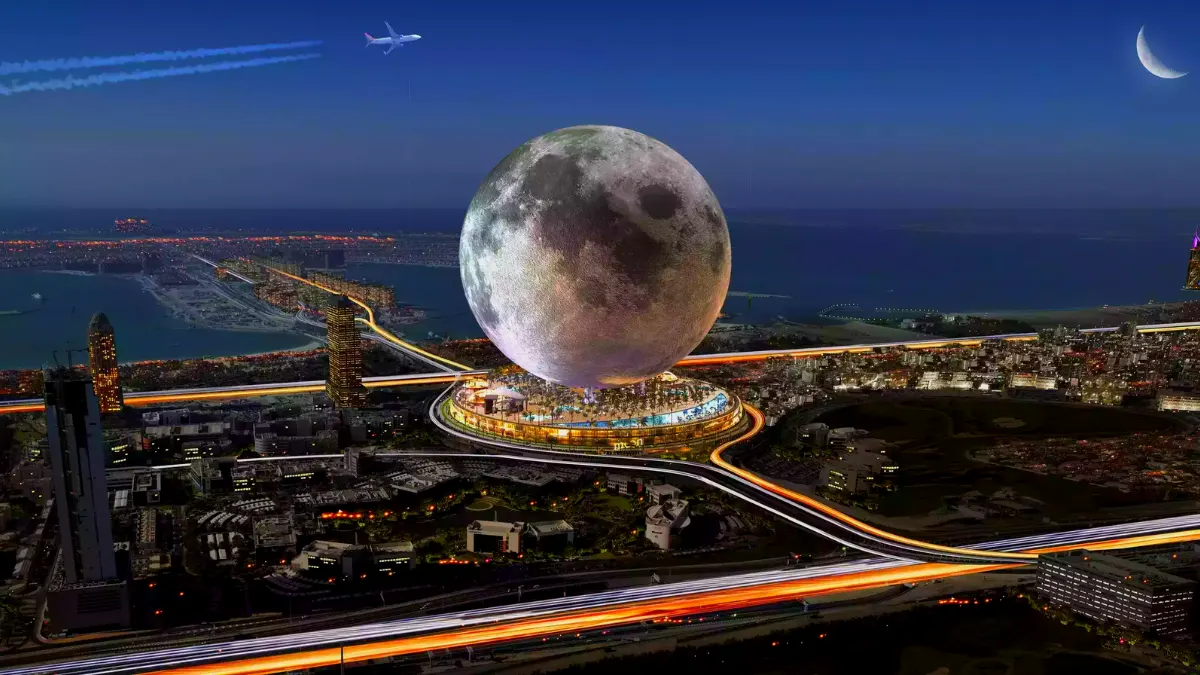 Dubai's next big thing Perhaps a $5 billion man-made 'moon' as city's realty market booms